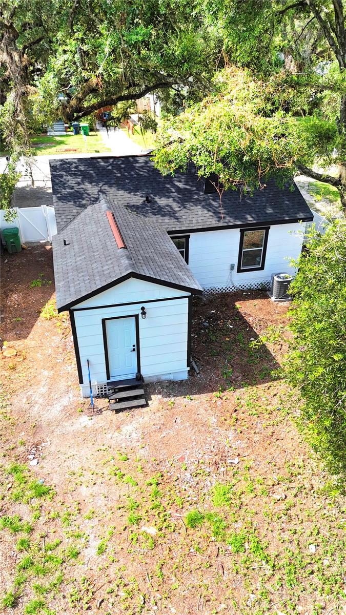 Image 16 of 16 For 1008 North Bay Street