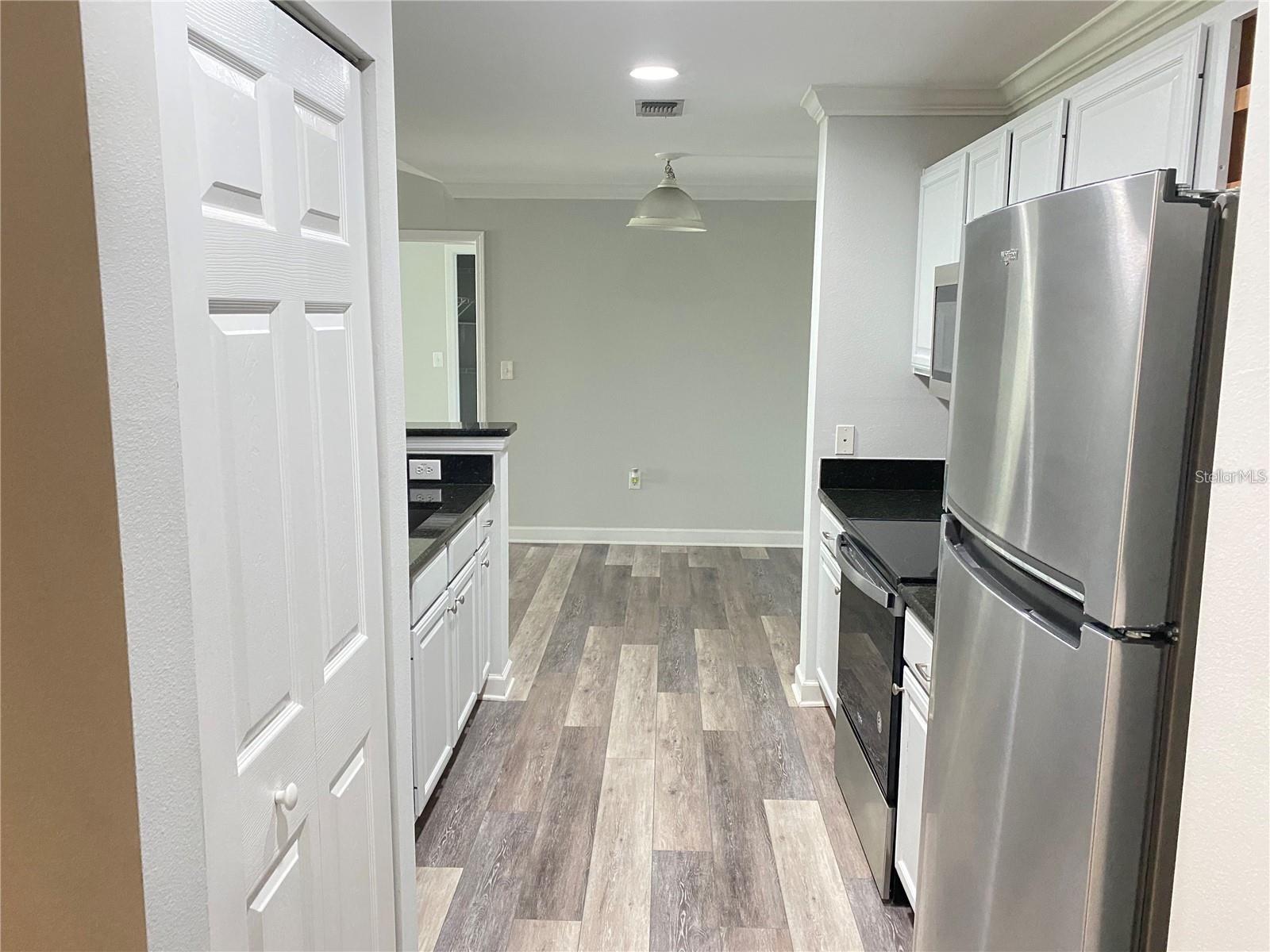 Image 6 of 17 For 18421 Bridle Club Drive 18421