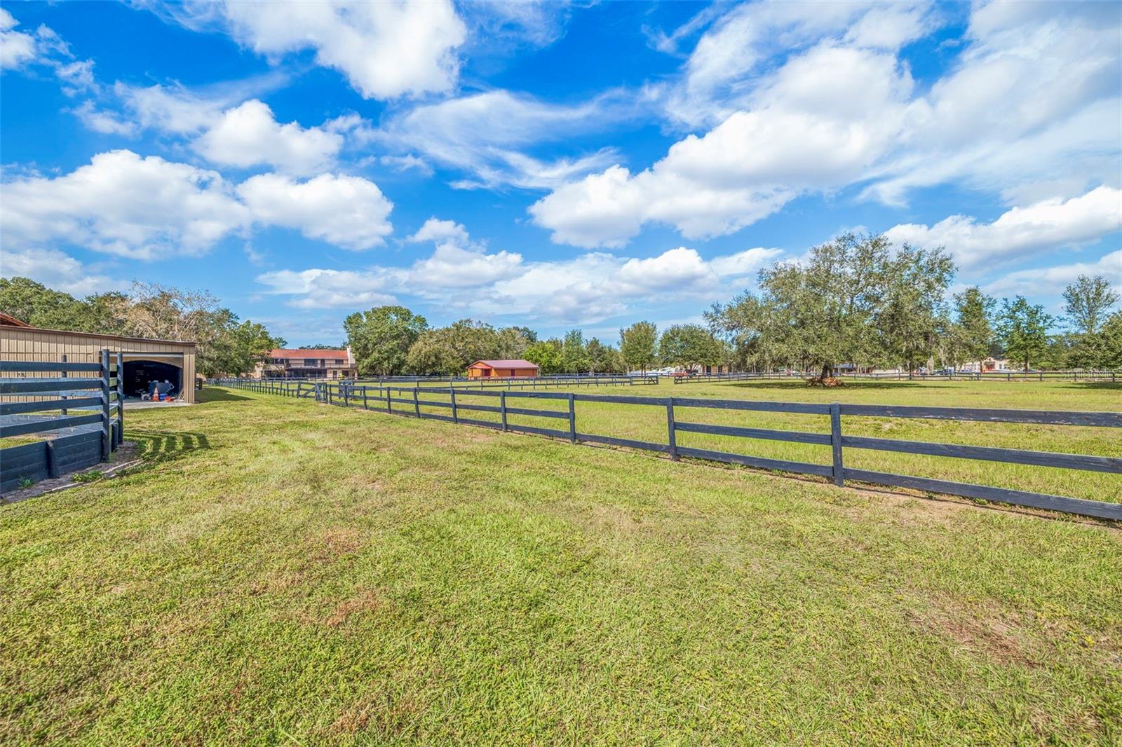 Image 18 of 62 For 9510 36th Avenue E