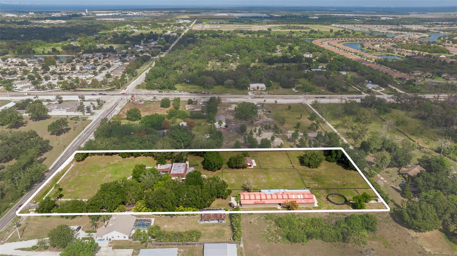 Image 19 of 62 For 9510 36th Avenue E
