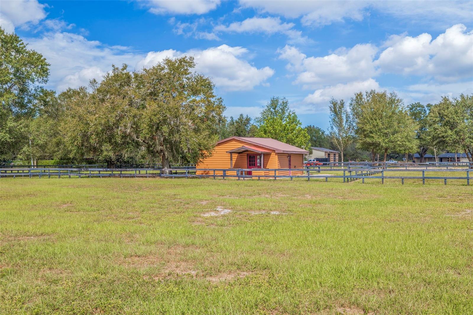 Image 41 of 62 For 9510 36th Avenue E