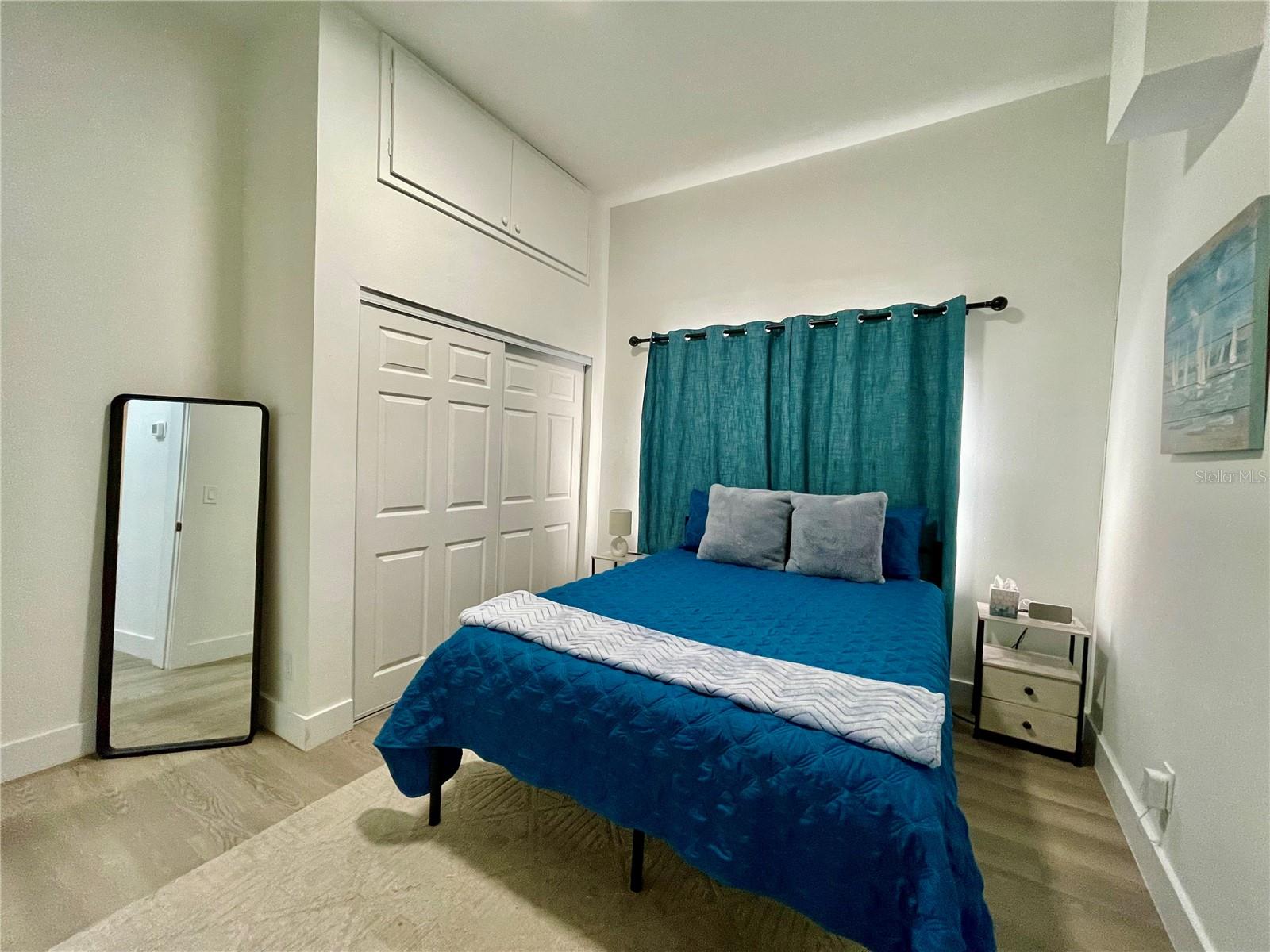 Image 10 of 15 For 2327 Beach Street