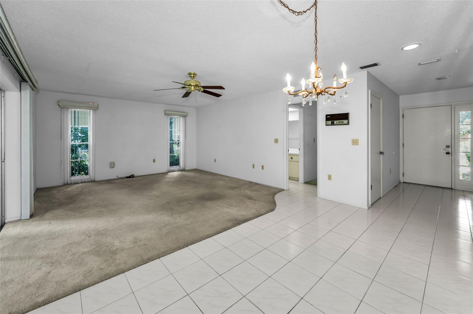 Image 16 of 46 For 2457 Orangepointe Avenue