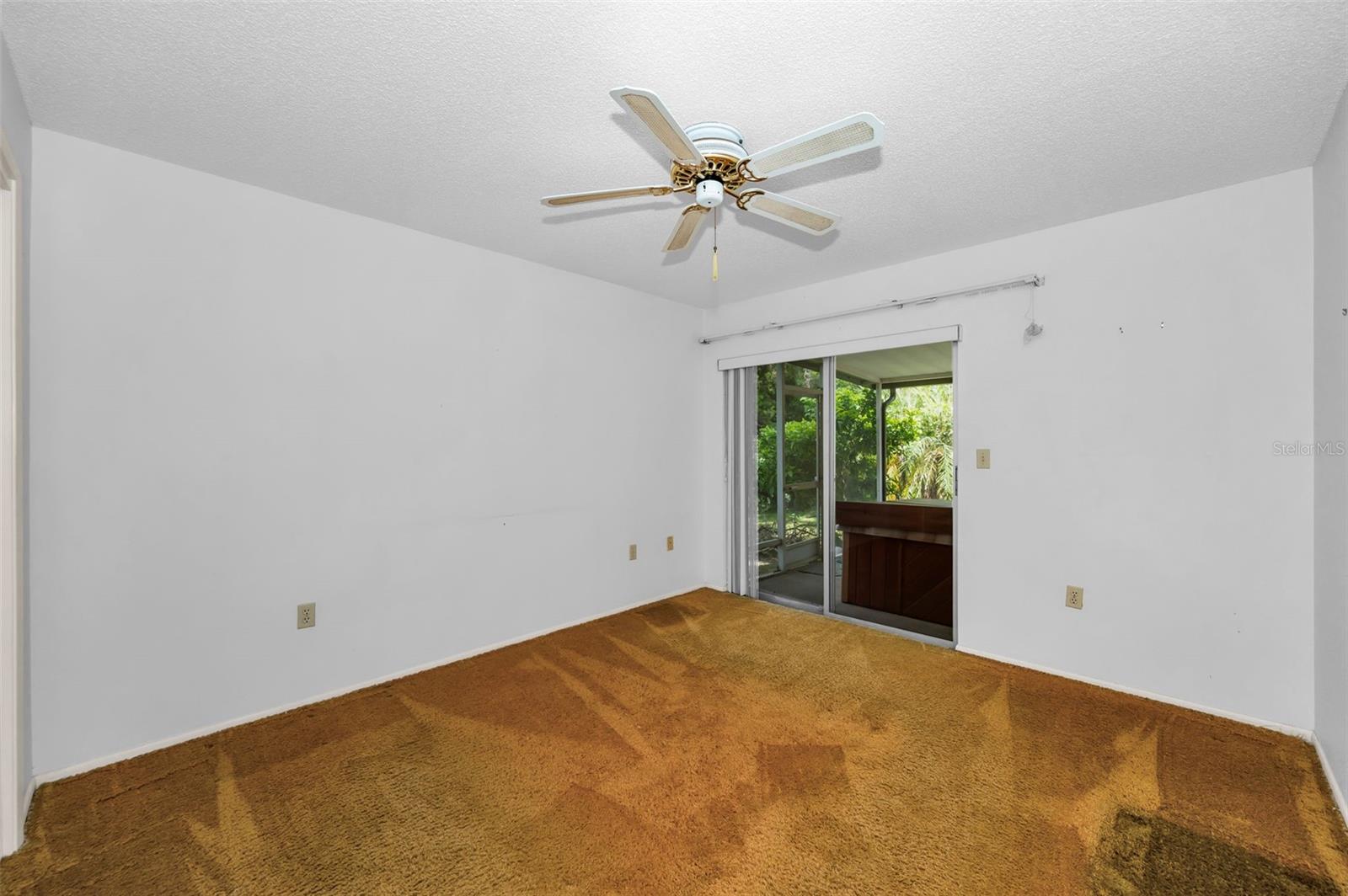 Image 29 of 46 For 2457 Orangepointe Avenue