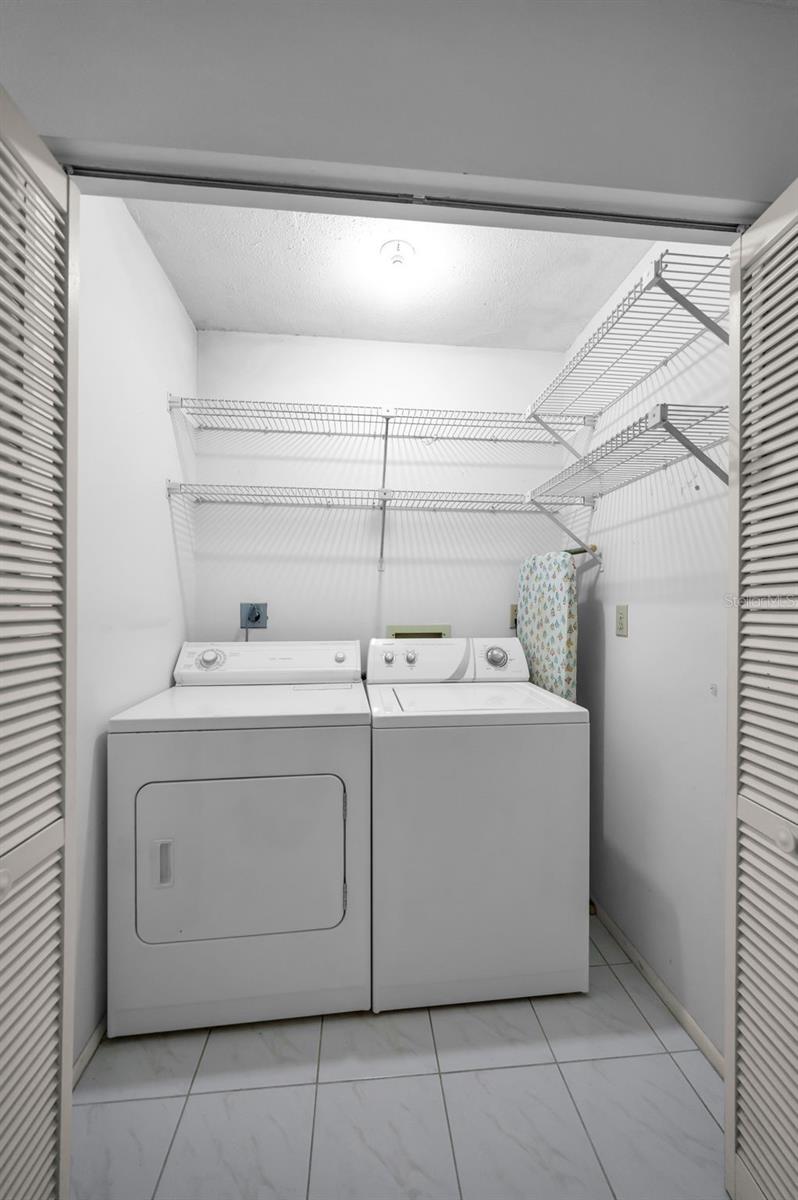 Image 31 of 46 For 2457 Orangepointe Avenue