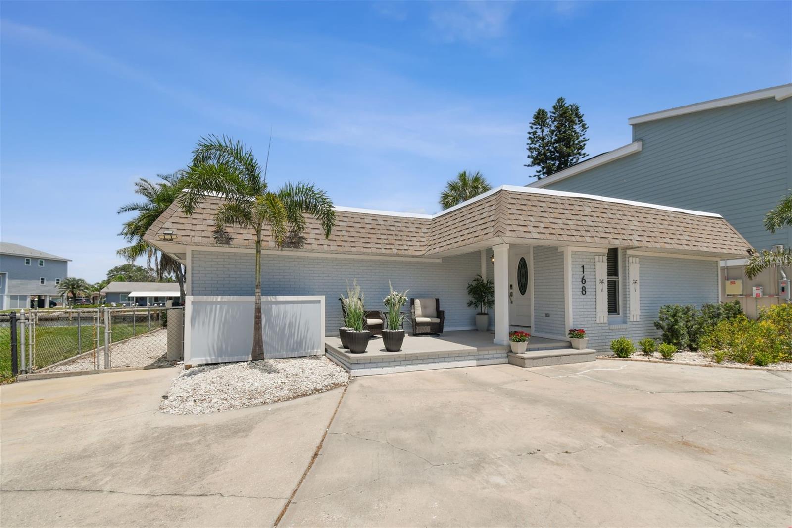 Image 2 of 18 For 168 174th Terrace Drive E