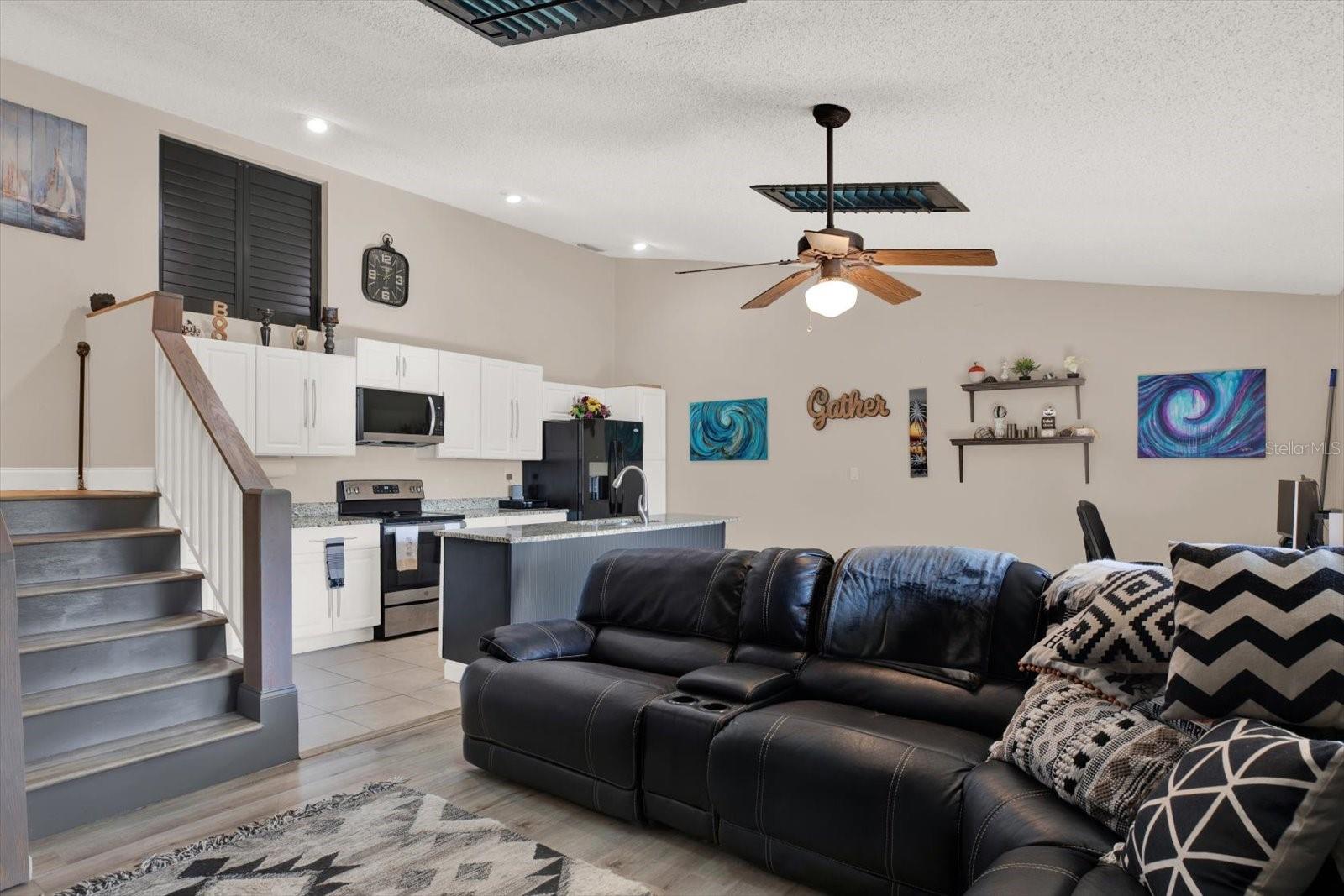 Image 7 of 23 For 6320 92nd Place N 2601