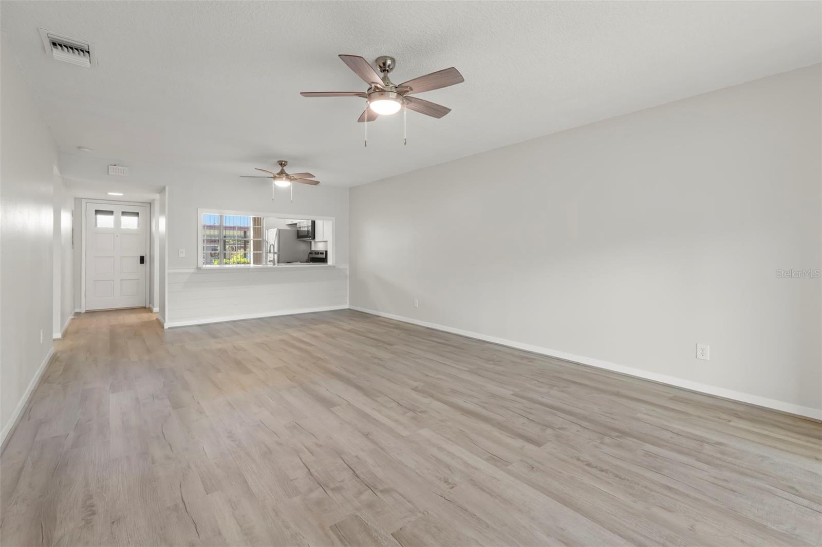 Image 7 of 39 For 1701 Pinehurst Road 10f