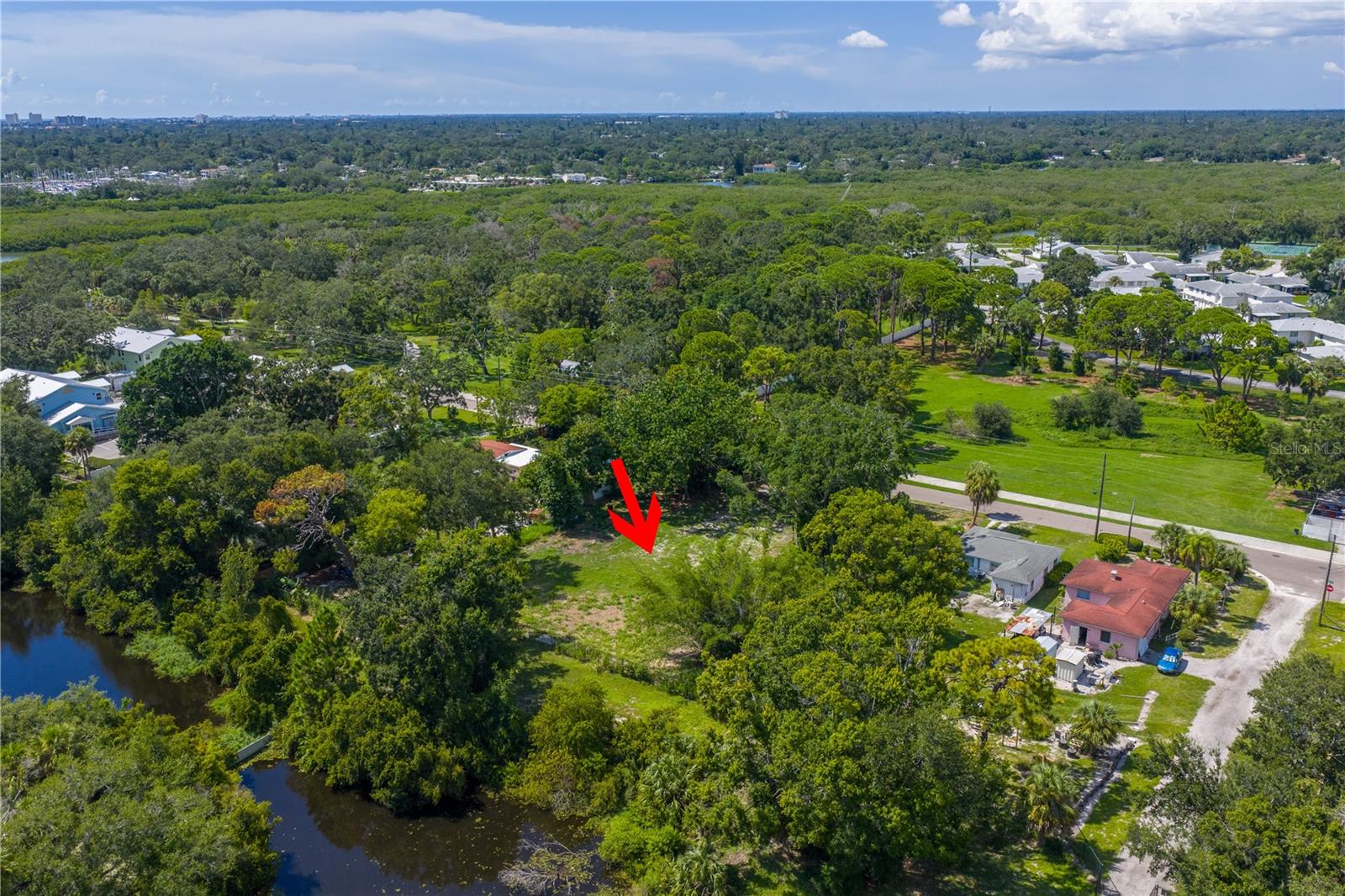 Image 9 of 12 For 4026 34th Avenue S