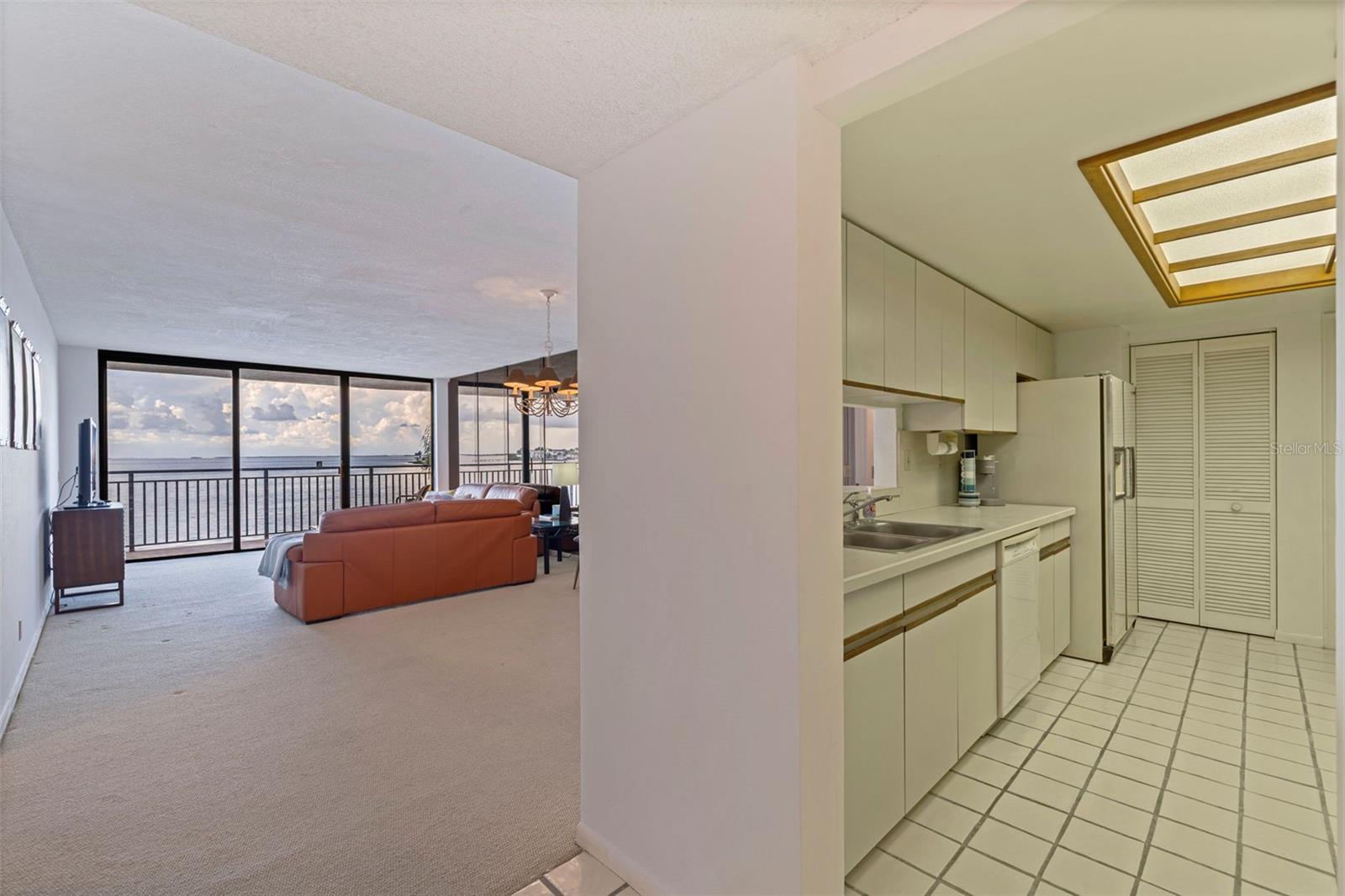 Image 10 of 48 For 5700 Escondida Boulevard S 303