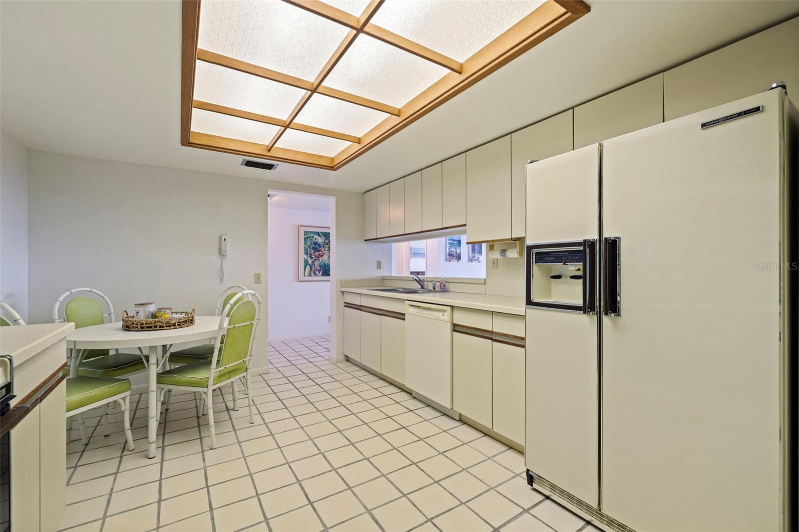 Image 13 of 48 For 5700 Escondida Boulevard S 303