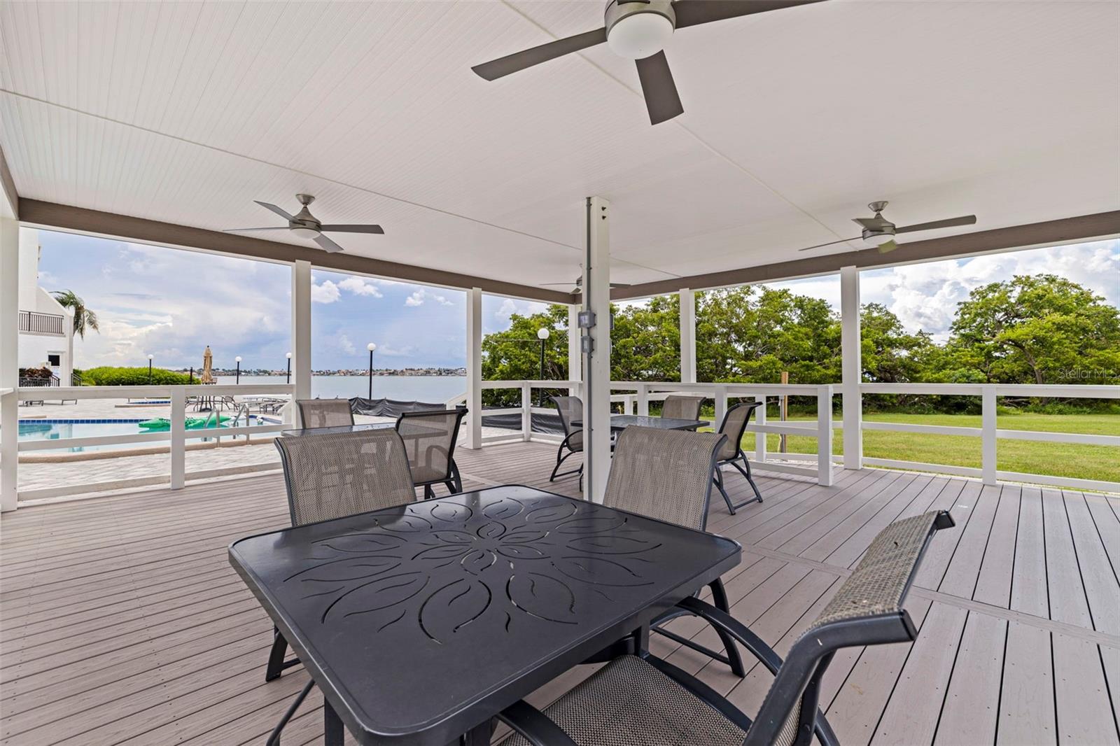 Image 31 of 48 For 5700 Escondida Boulevard S 303