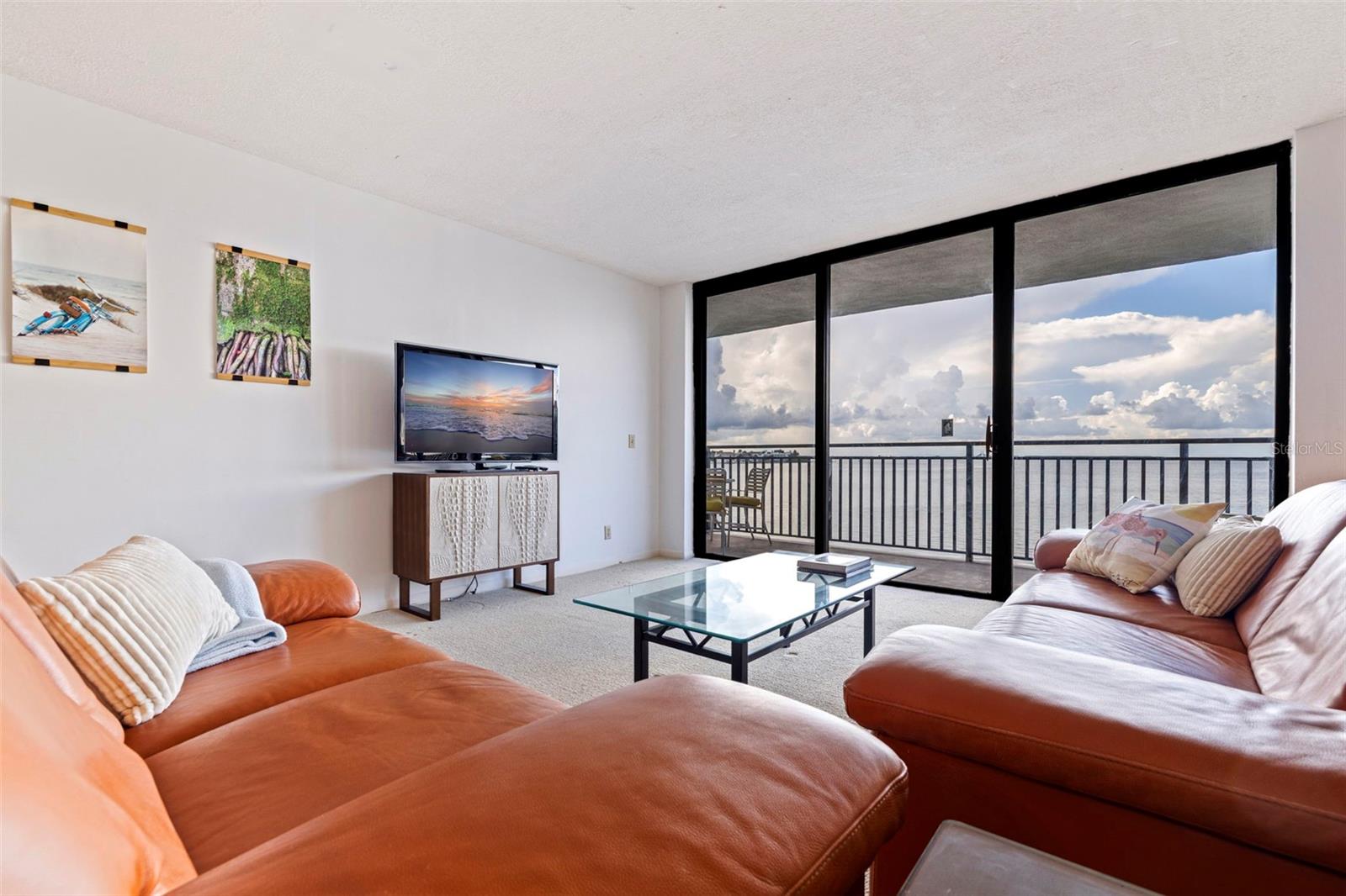Image 5 of 48 For 5700 Escondida Boulevard S 303