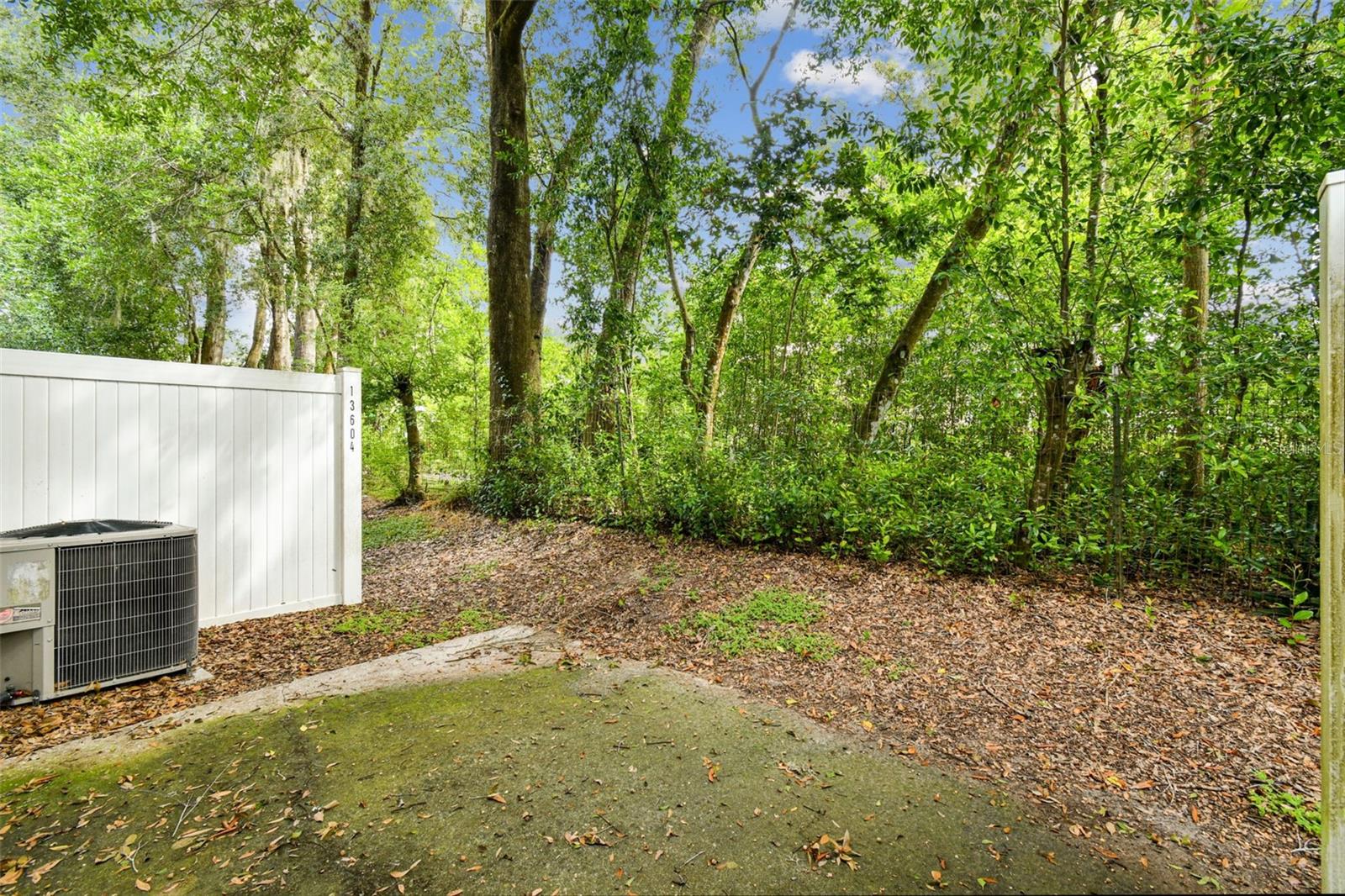 Image 15 of 19 For 13604 Embassy Park Court