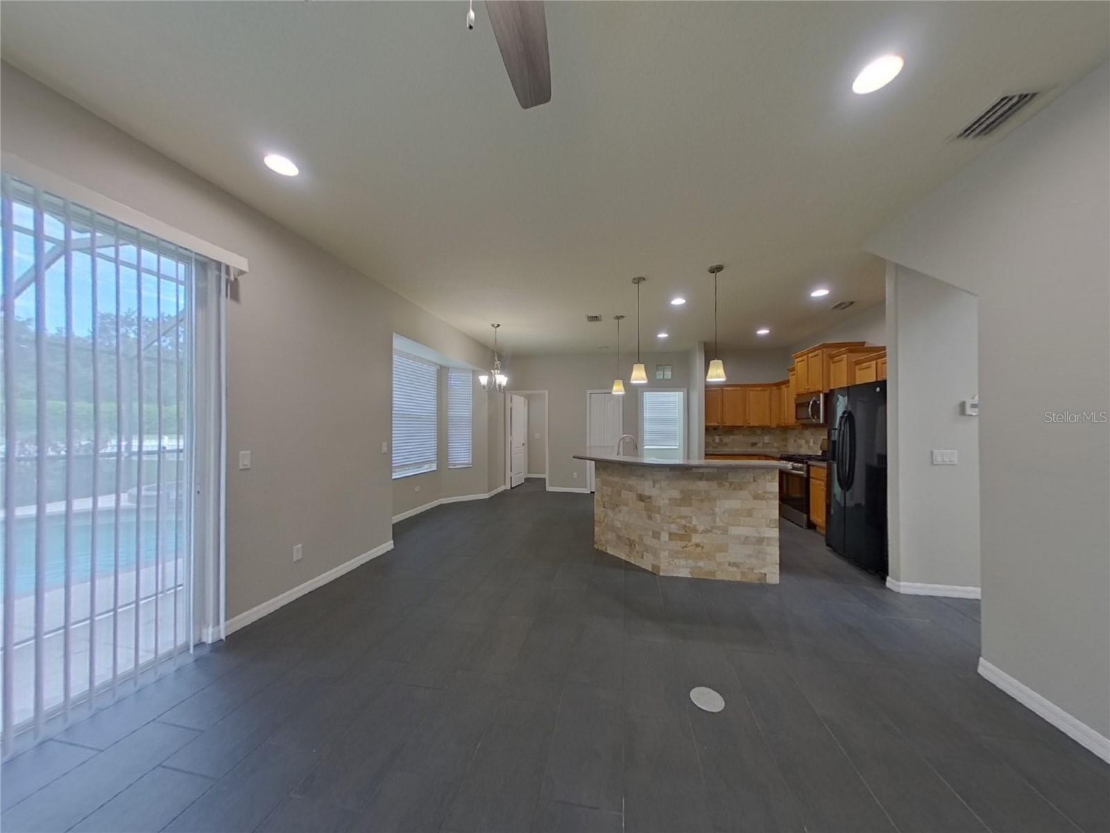 Image 5 of 20 For 1318 Brambling Court