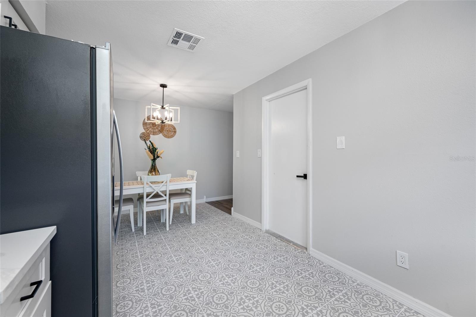 Image 12 of 38 For 8248 44th Street N