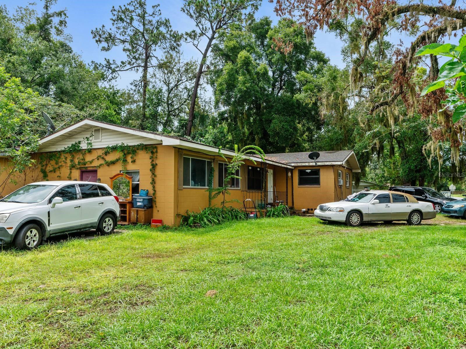 Image 2 of 12 For 2715 1st Avenue