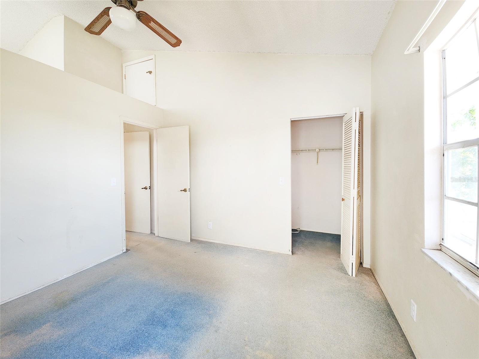 Image 18 of 60 For 13922 Raie Avenue