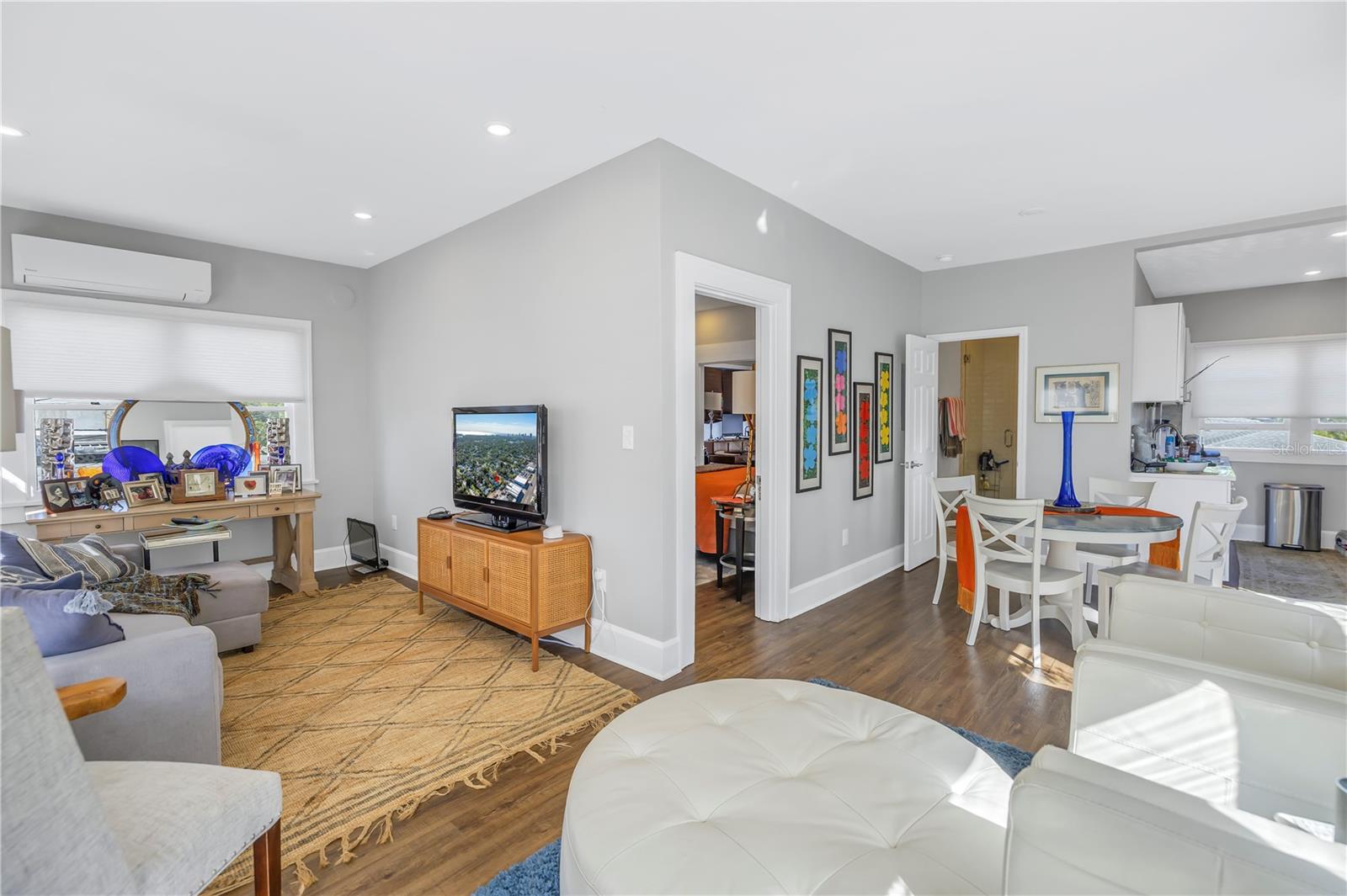 Image 14 of 45 For 861 28th Avenue N