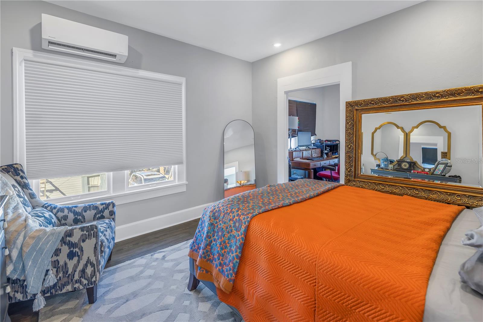 Image 16 of 45 For 861 28th Avenue N