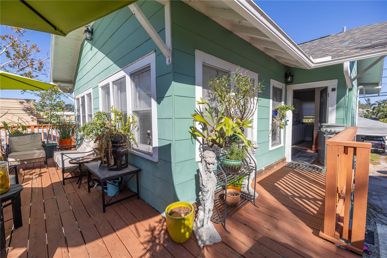 Image 21 of 45 For 861 28th Avenue N