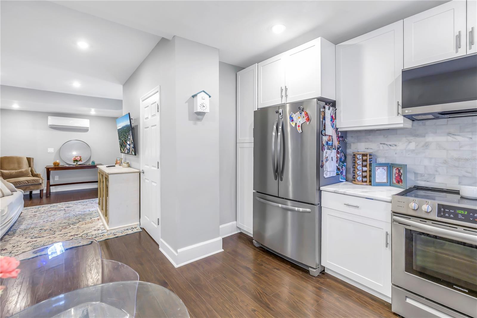 Image 34 of 45 For 861 28th Avenue N