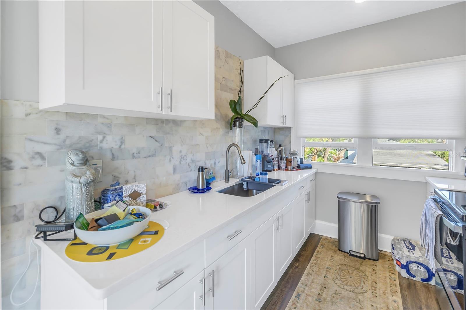 Image 7 of 45 For 861 28th Avenue N