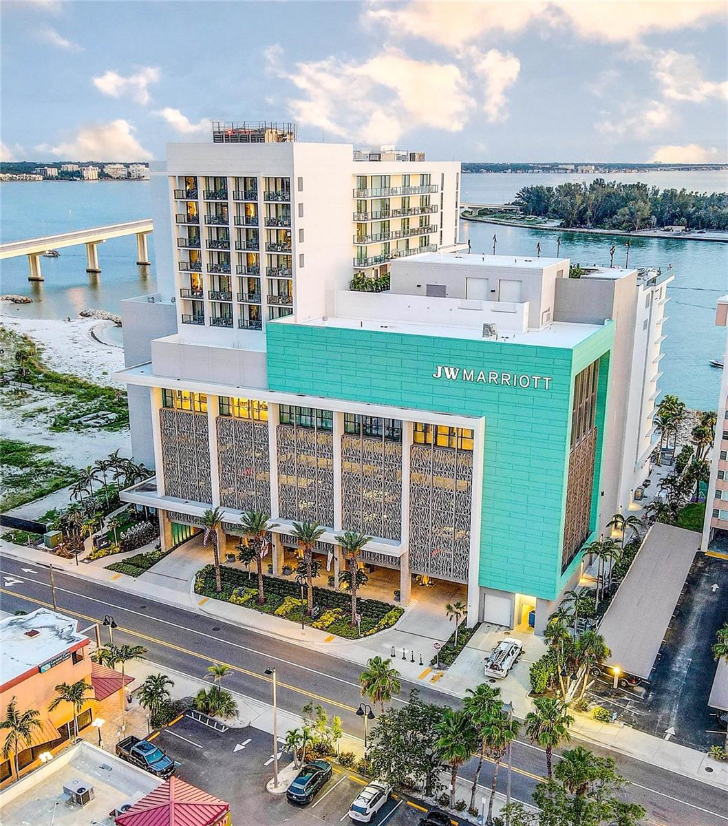 Image 26 of 35 For 691 Gulfview Boulevard 1608