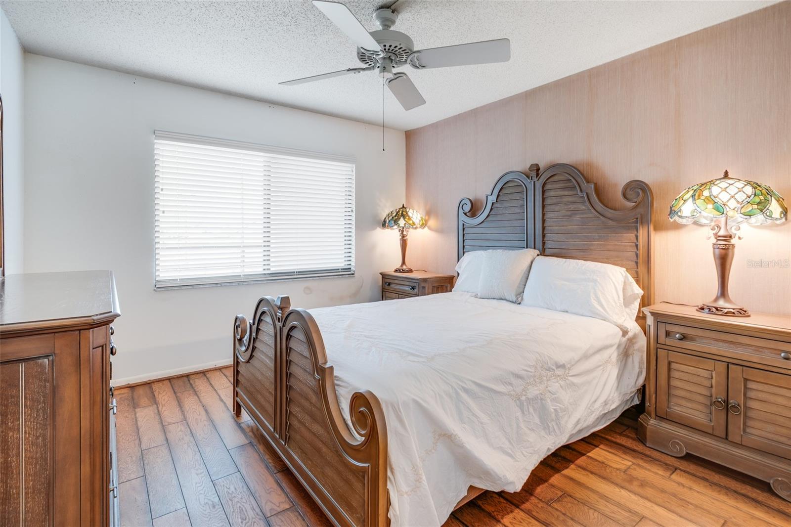 Image 21 of 60 For 103 1st Street E 116