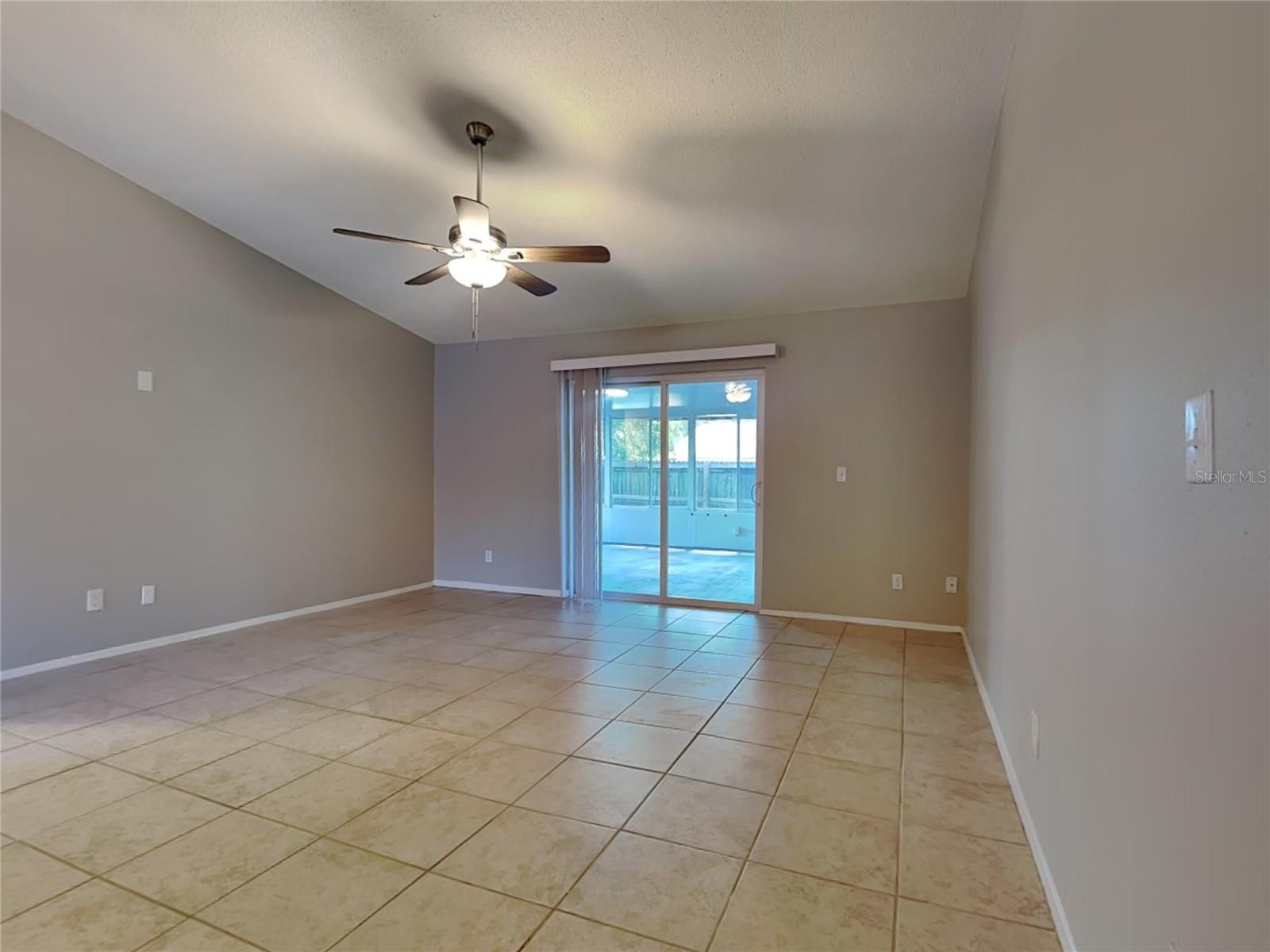 Image 4 of 20 For 11511 Blackbark Drive