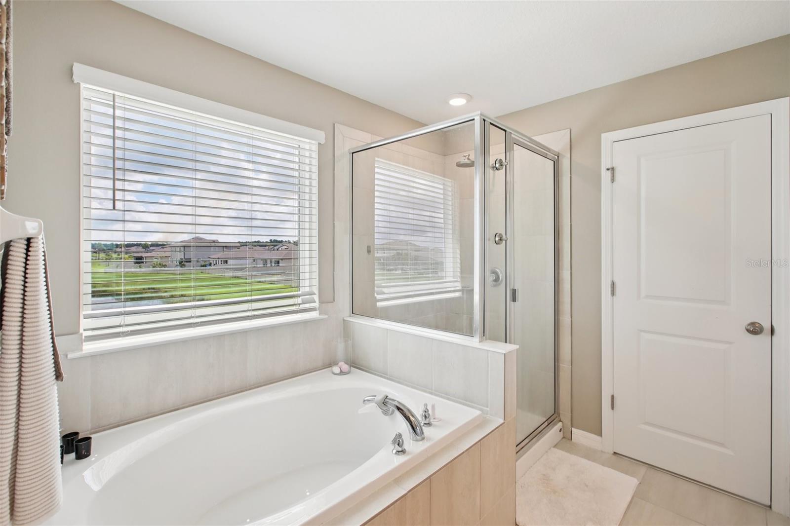 Image 21 of 42 For 13607 Palmera Vista Drive