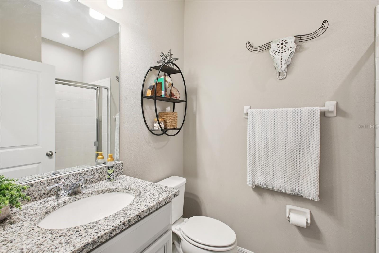 Image 28 of 42 For 13607 Palmera Vista Drive