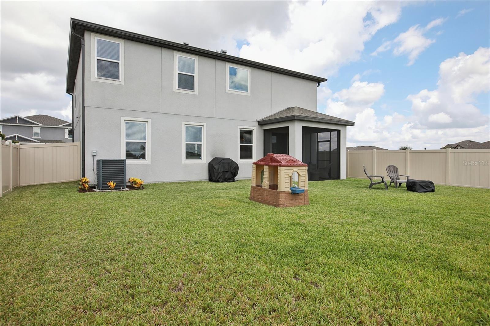 Image 34 of 42 For 13607 Palmera Vista Drive