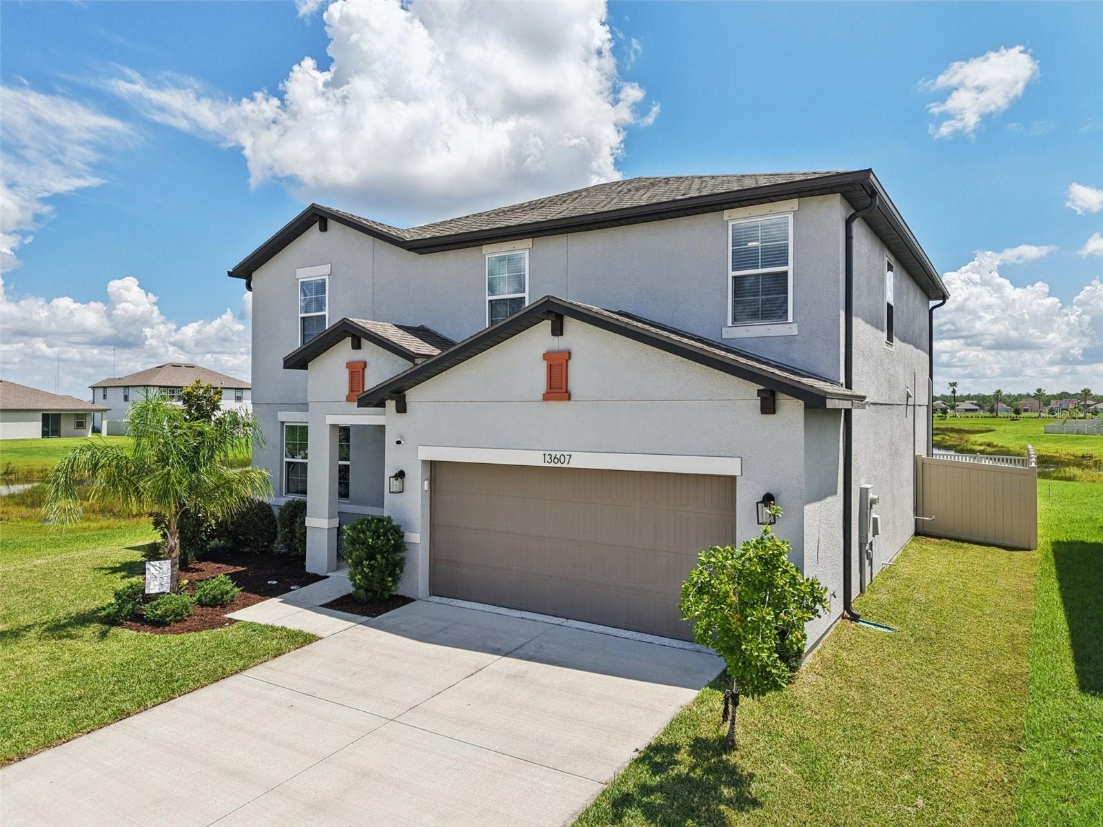 Image 35 of 42 For 13607 Palmera Vista Drive