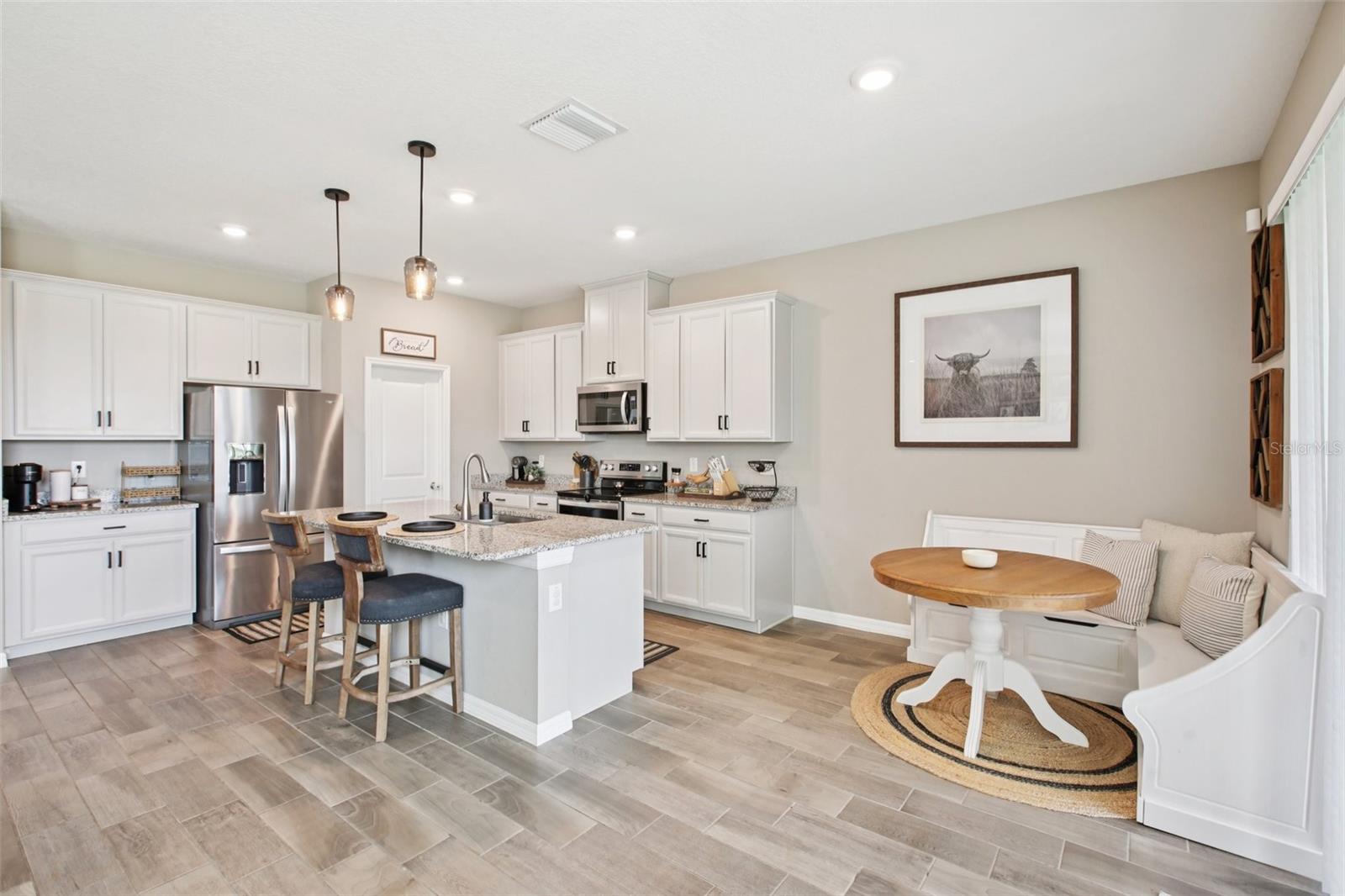 Image 9 of 42 For 13607 Palmera Vista Drive