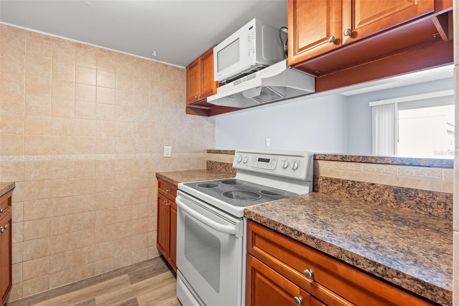 Image 12 of 25 For 5820 Church Avenue 326