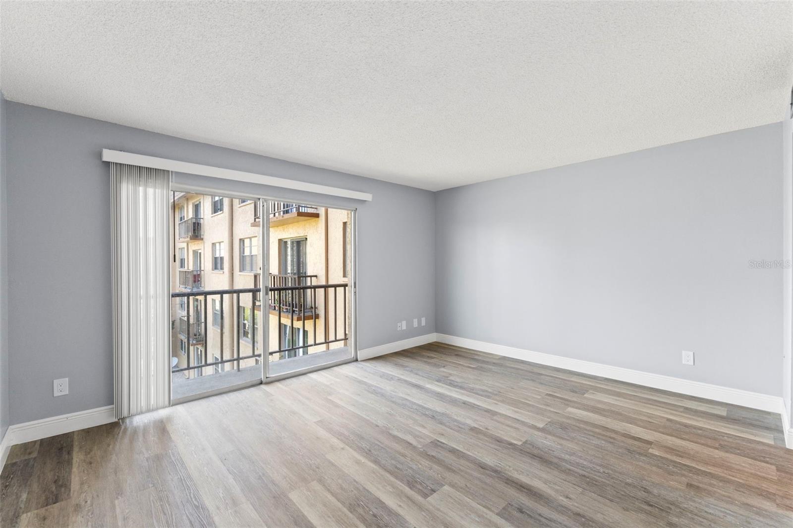 Image 4 of 25 For 5820 Church Avenue 326