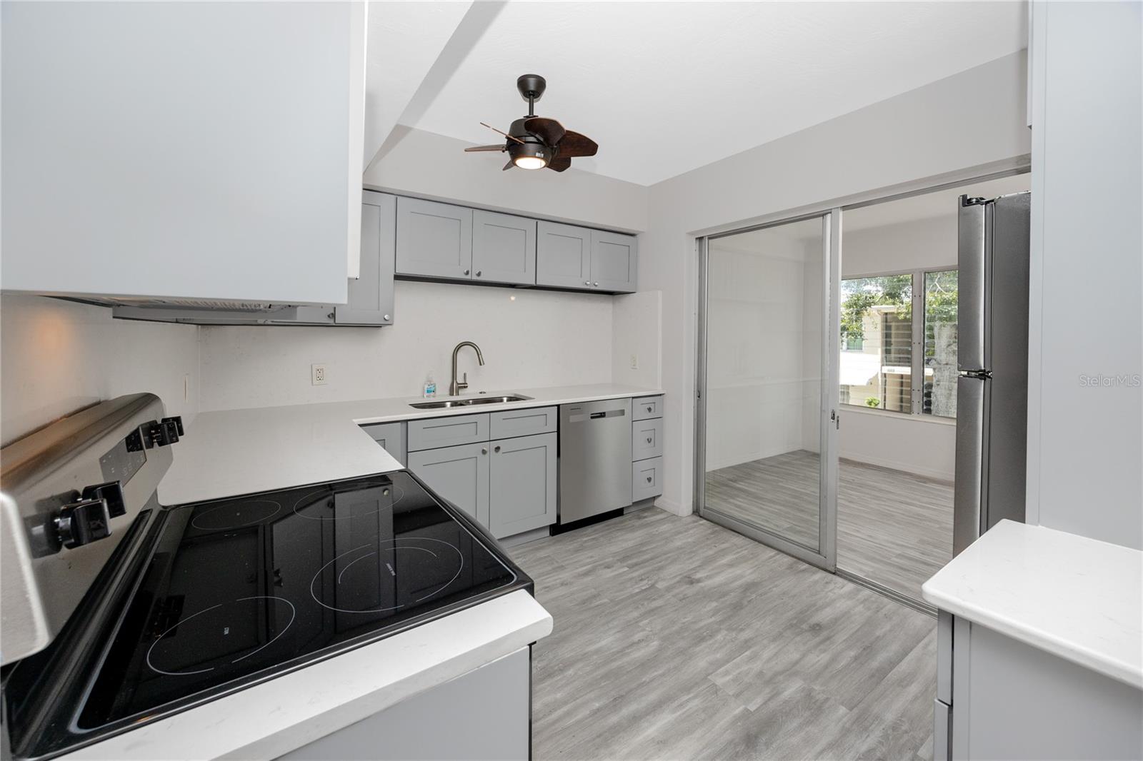 Image 12 of 46 For 4152 55th Way N 1028