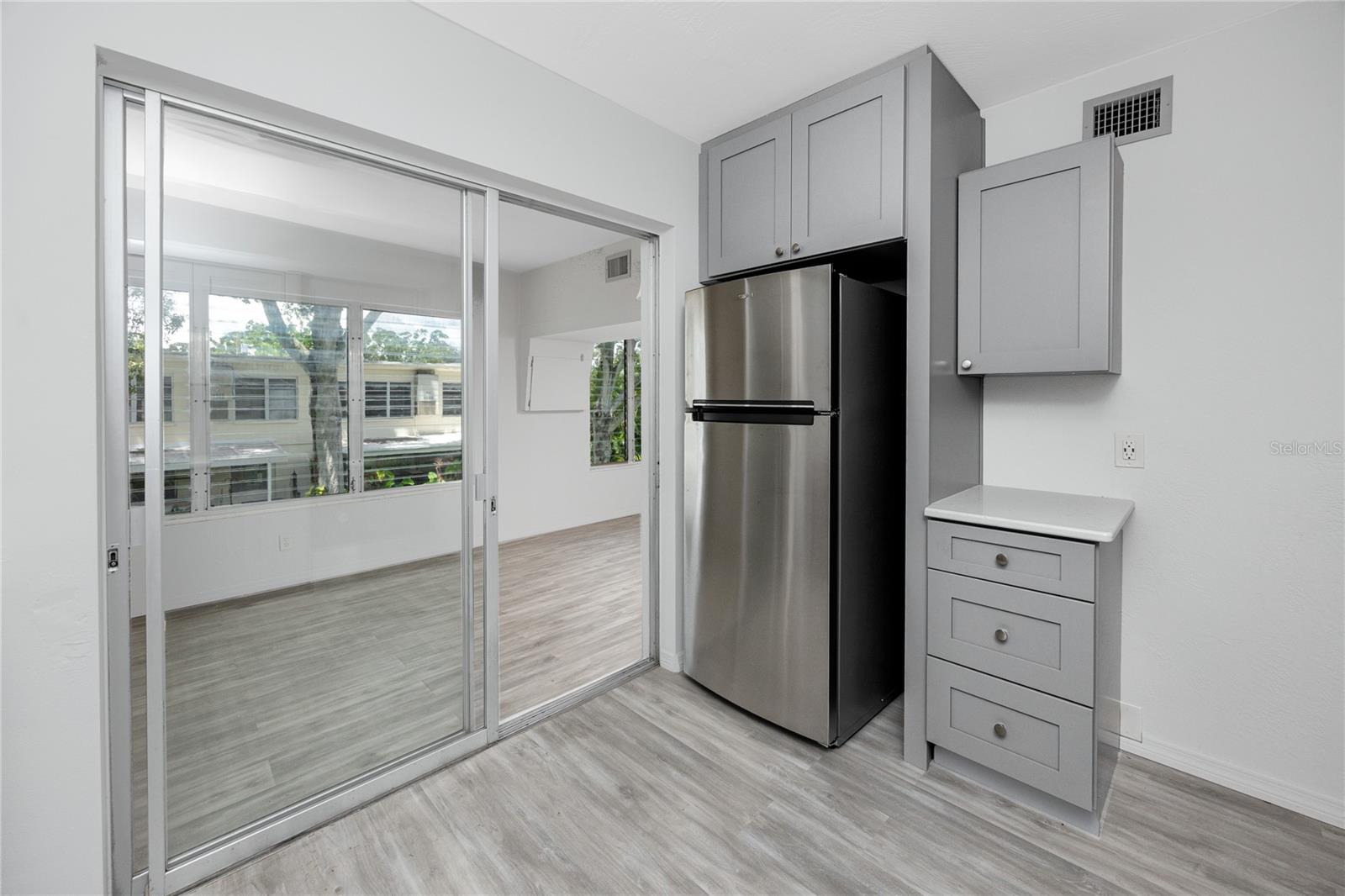 Image 19 of 46 For 4152 55th Way N 1028