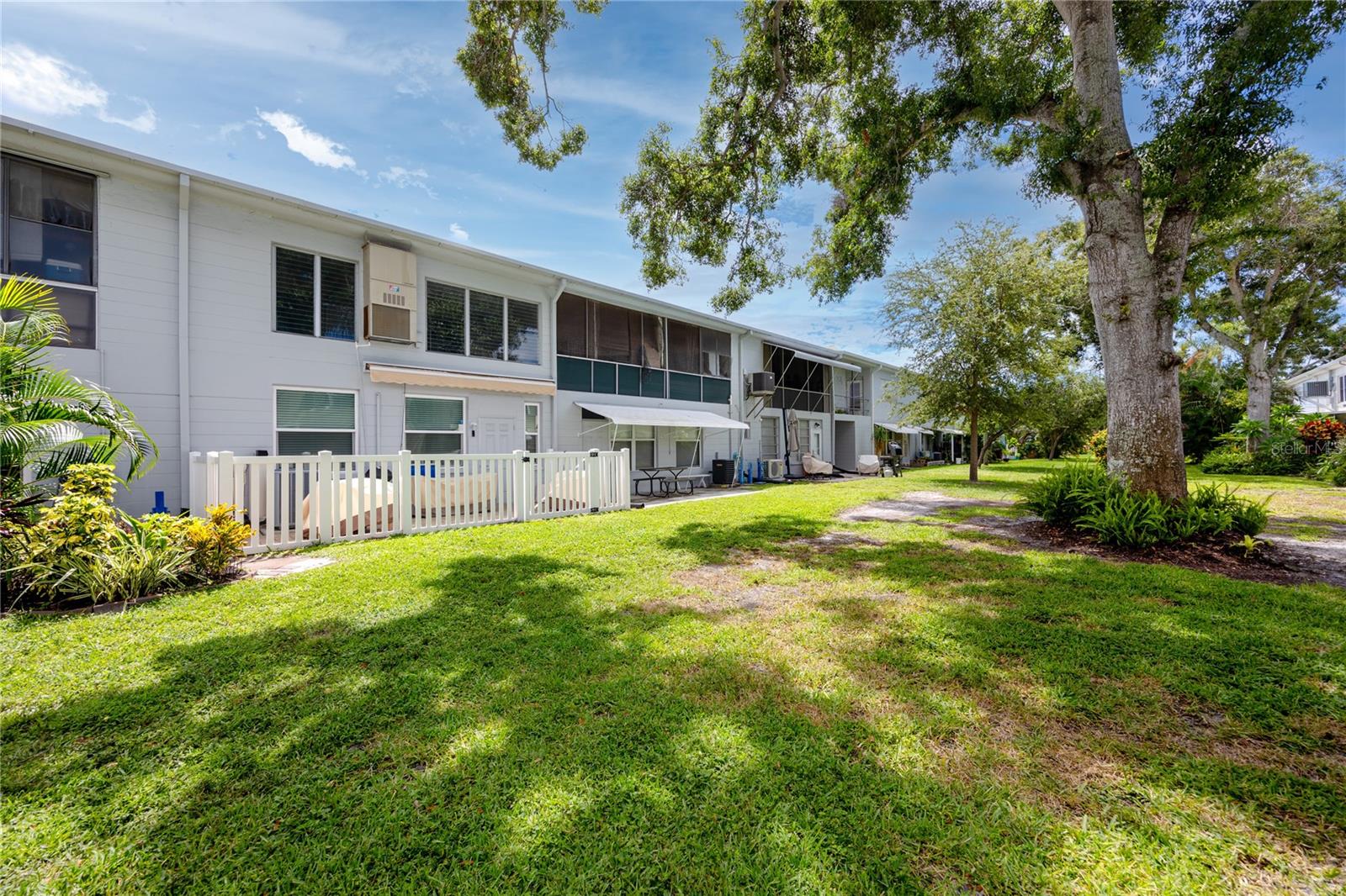 Image 42 of 46 For 4152 55th Way N 1028