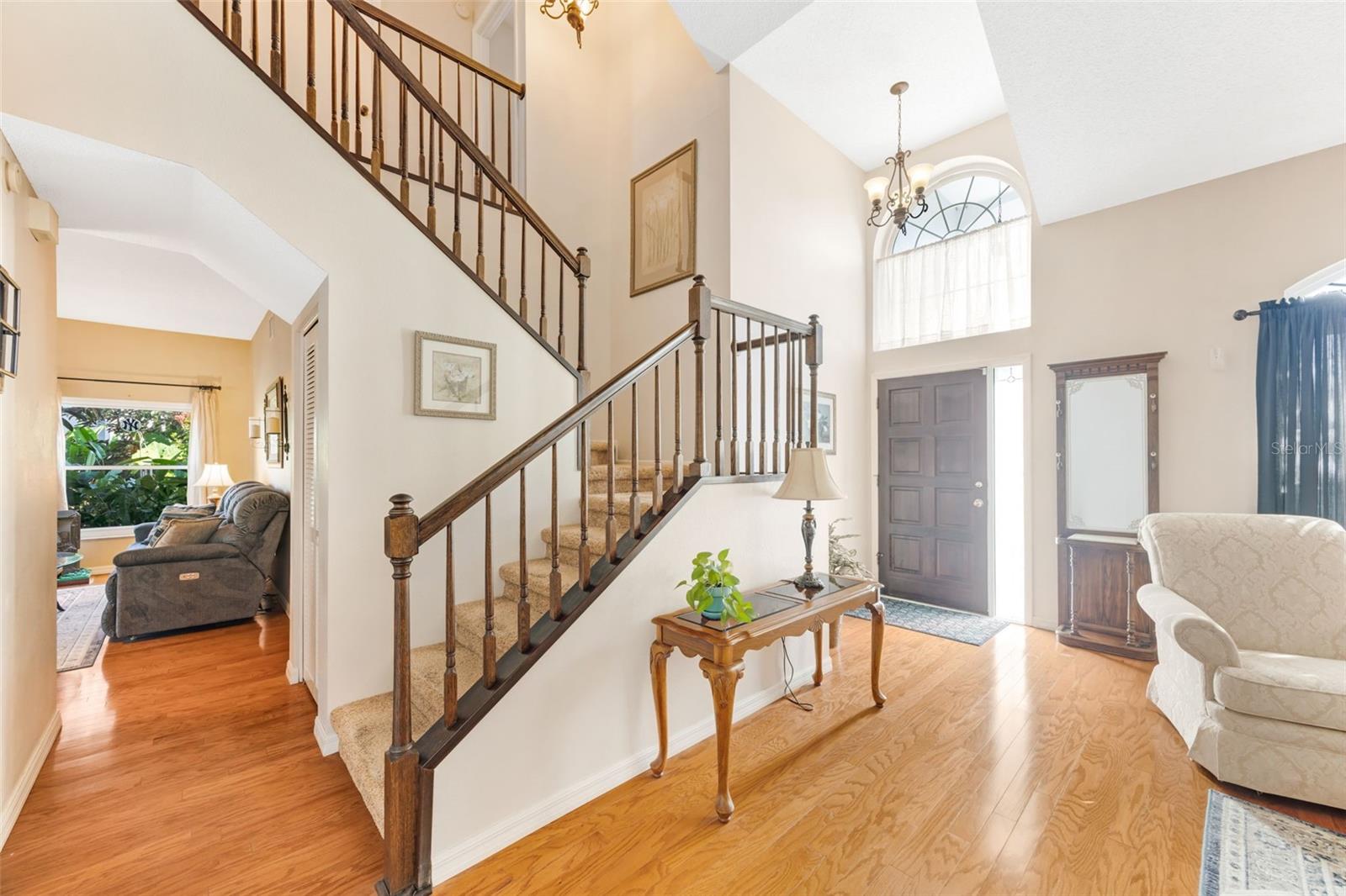 Listing photo id 10 for 2026 Chelam Way