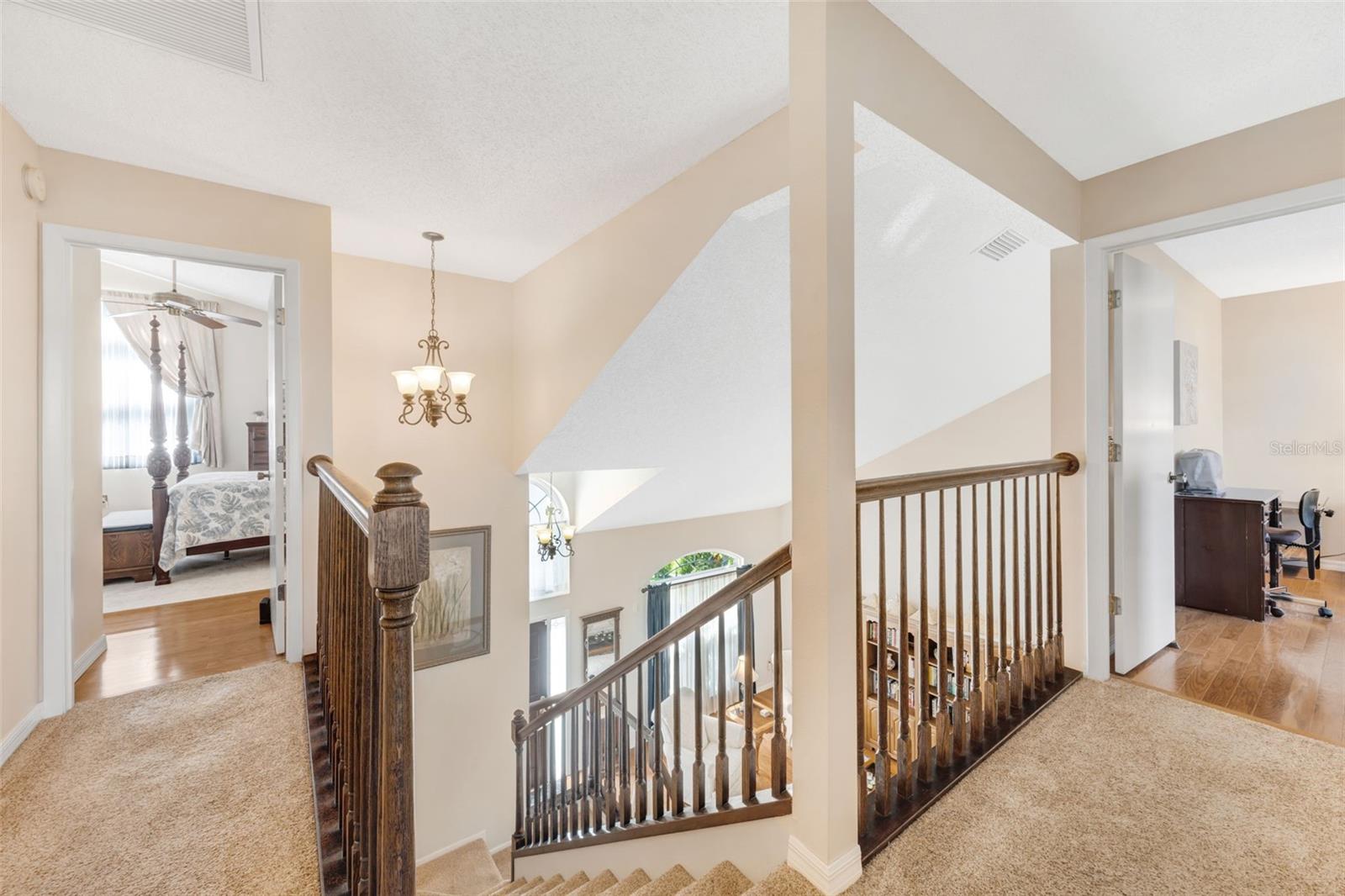 Listing photo id 27 for 2026 Chelam Way