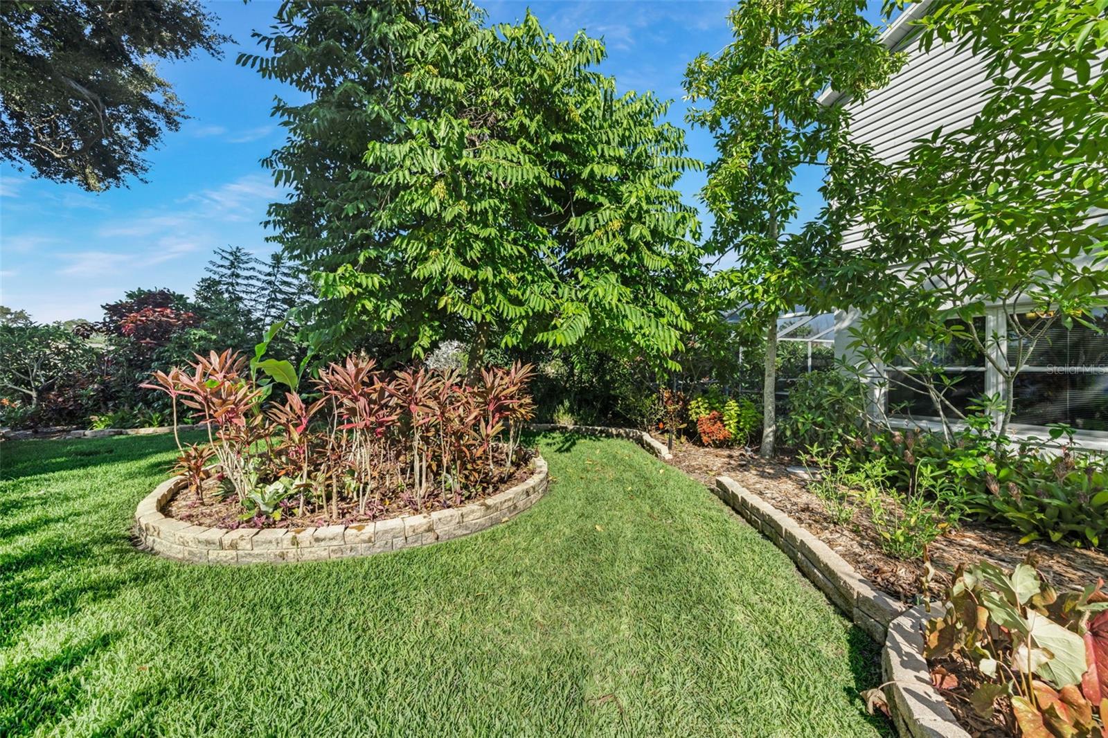 Listing photo id 57 for 2026 Chelam Way