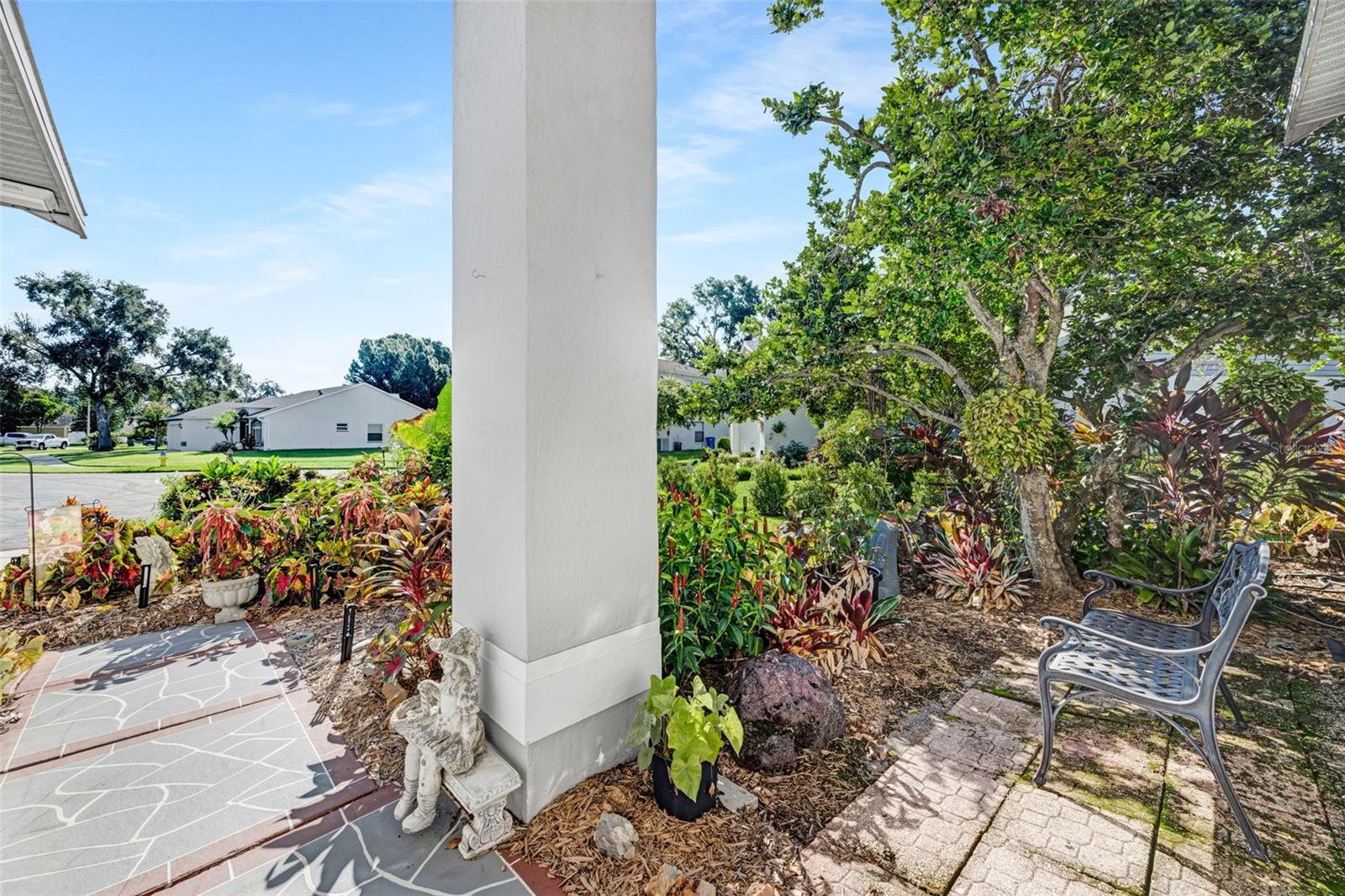 Listing photo id 7 for 2026 Chelam Way