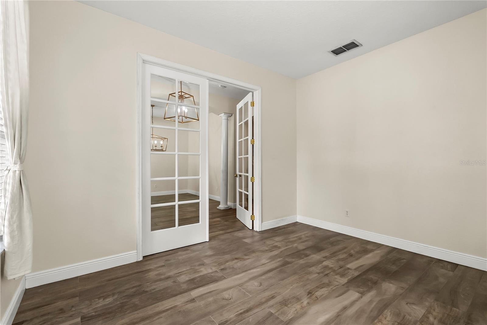 Image 22 of 40 For 10117 Sweetleaf Street