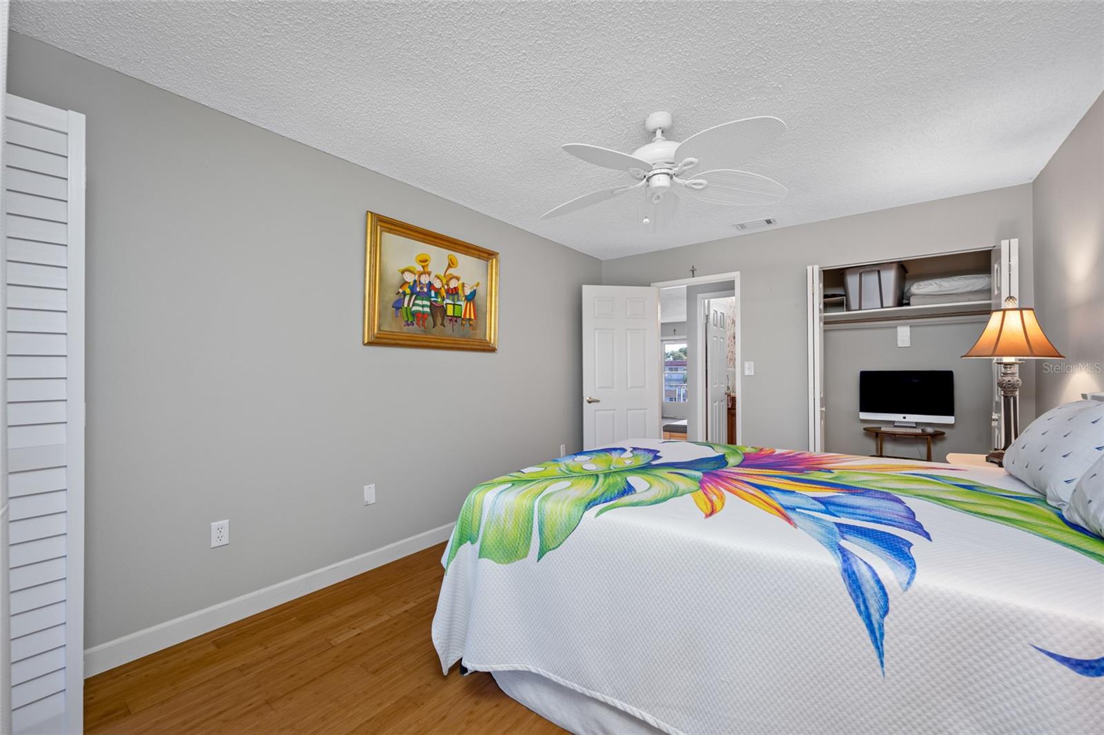 Image 23 of 36 For 5530 80th Street N C302