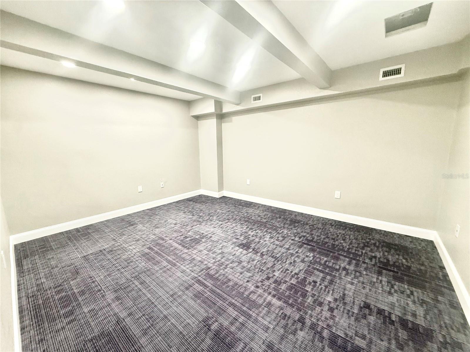 Image 4 of 13 For 13246 38th Street N 201