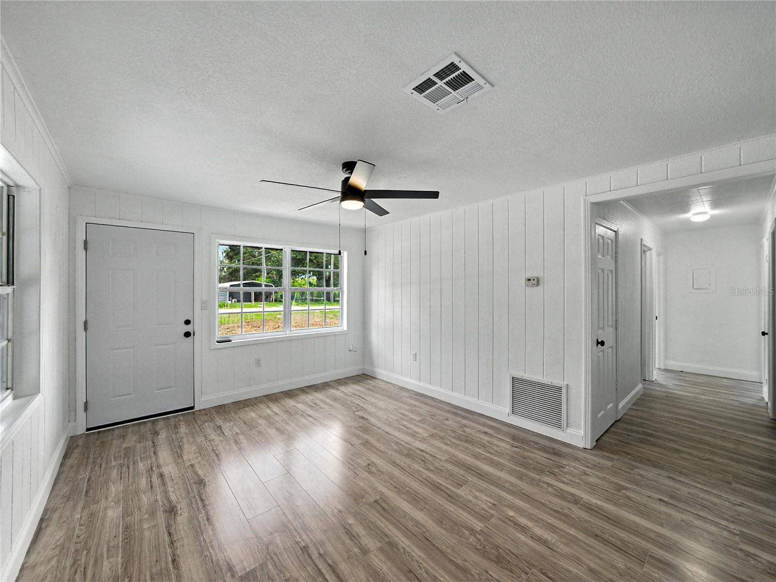 Image 14 of 40 For 18434 Geraldine Road