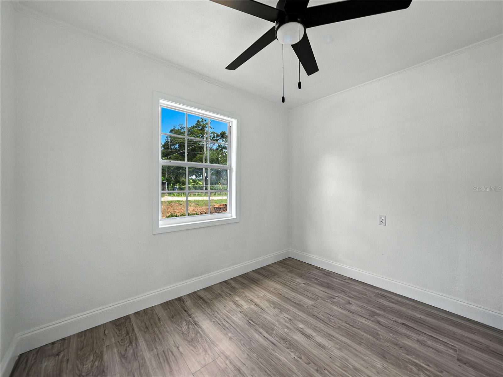 Image 31 of 40 For 18434 Geraldine Road