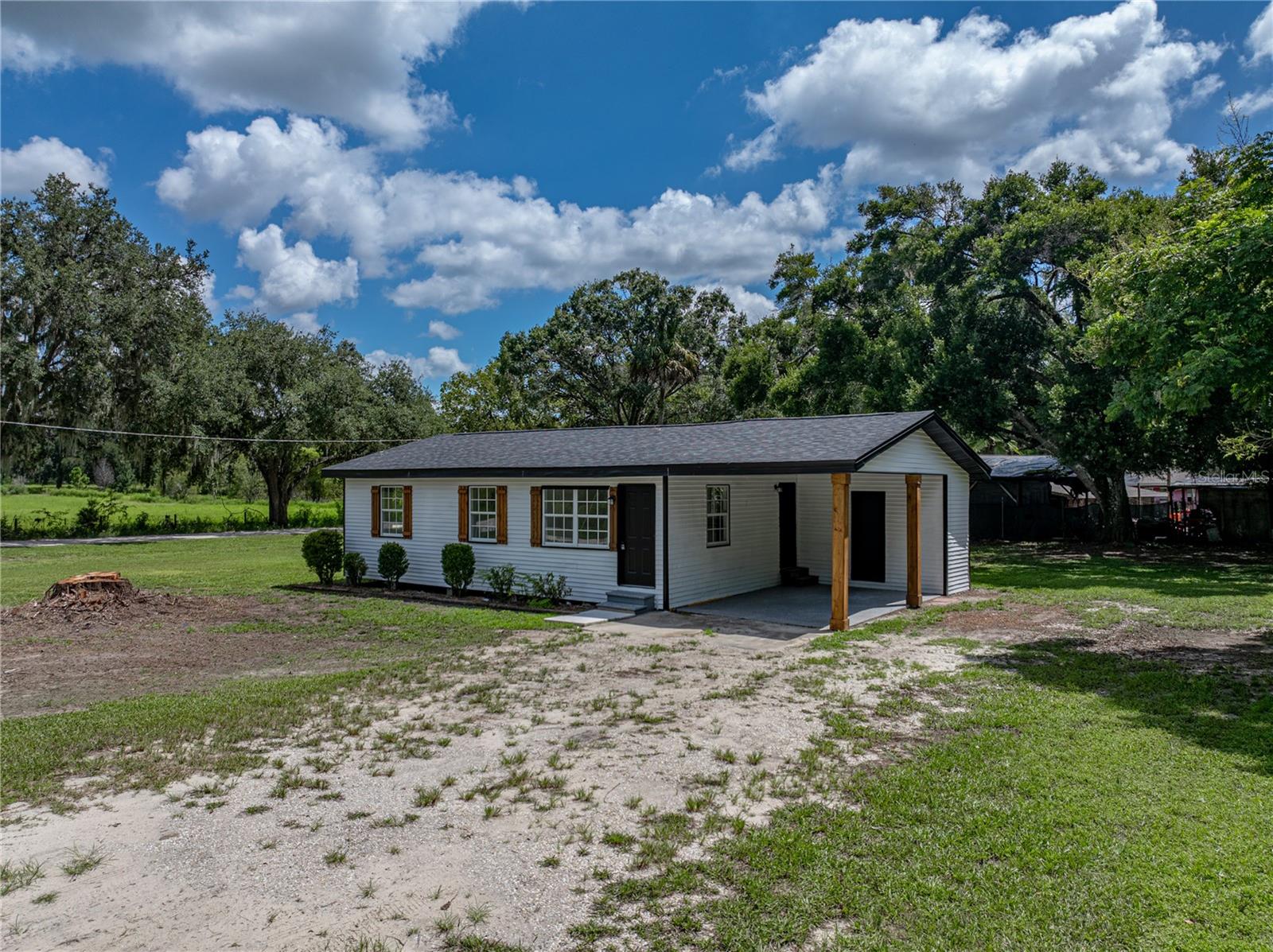 Image 6 of 40 For 18434 Geraldine Road